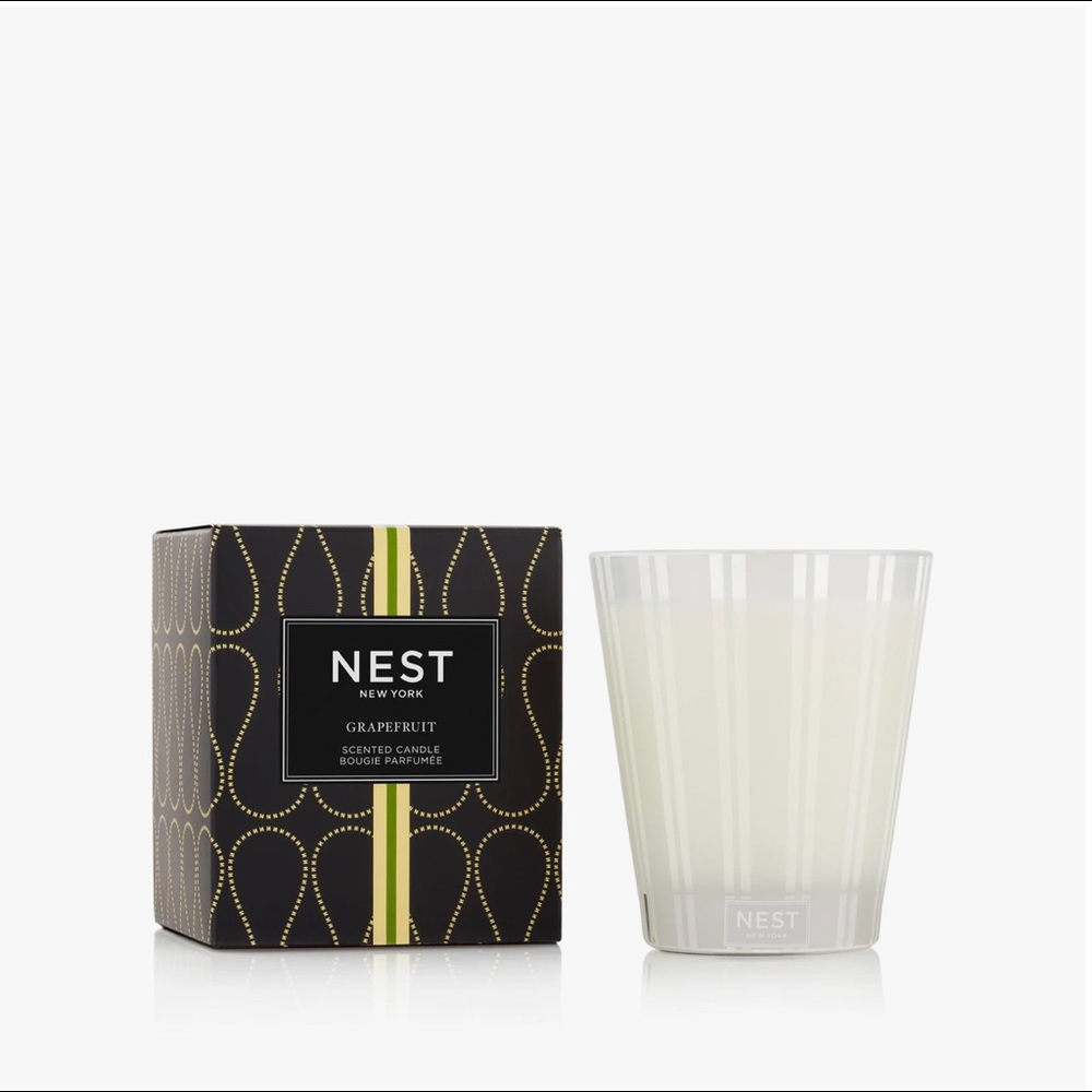 NWT Nest New York 8.1 oz candle (grapefruit)